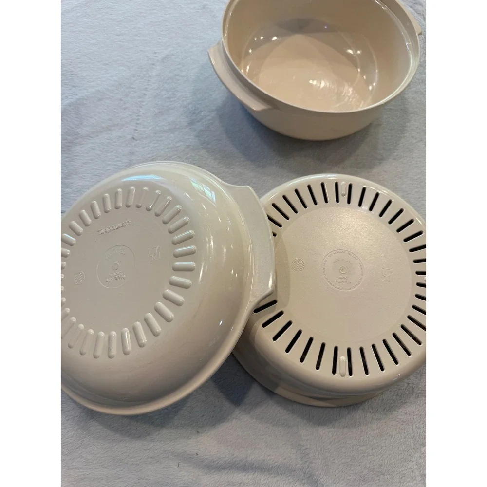 Tupperware Ultra 21 Set 4pc 3Qt 1.75Qt Microwave‎ Dishes Steamer Lid Almond USA